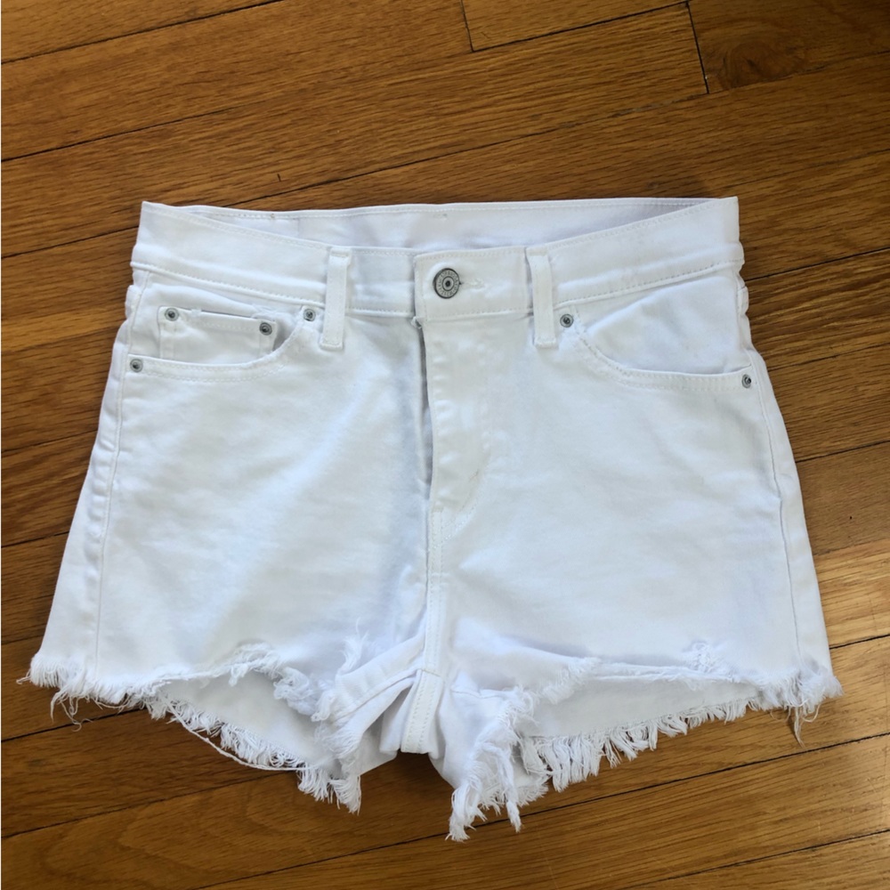 Levi shorts